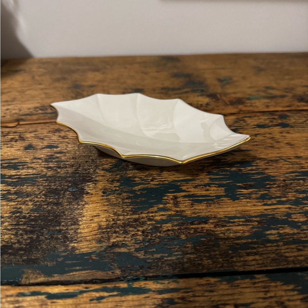 Lenox Cream and Gold Leaf-Shaped Serveware